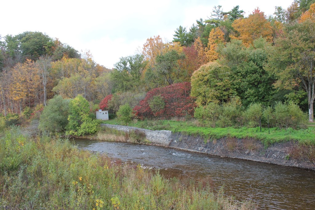 Lions Valley Park | 2417 Fourth Line, Oakville, ON L6H 6W8, Canada | Phone: (905) 845-6601