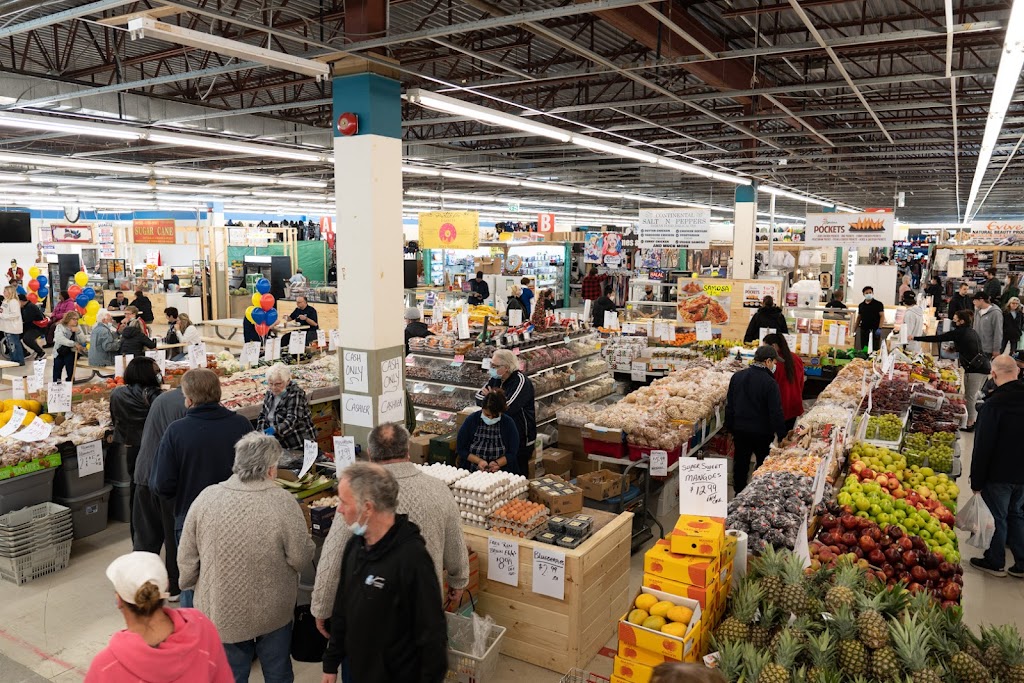 Oshawa Markets | 555 Simcoe St S, Oshawa, ON L1H 8K8, Canada | Phone: (365) 886-5552