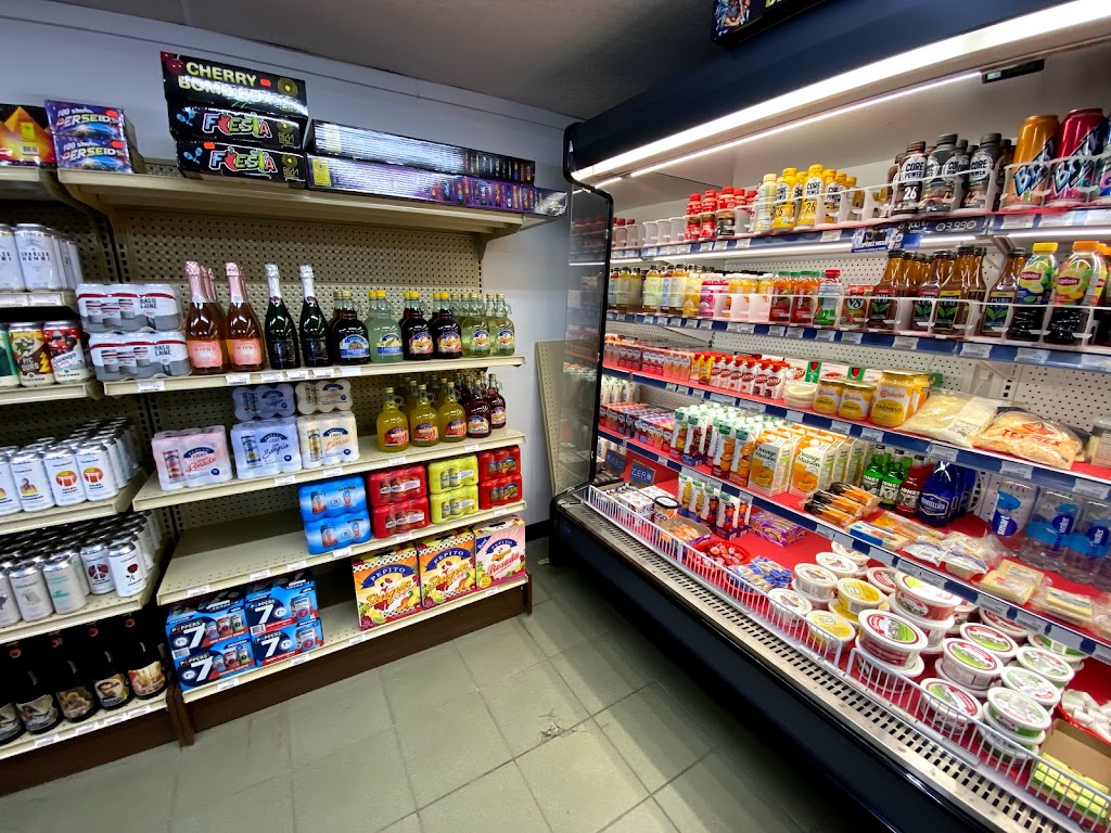 Depanneur 122 | 202 Rue St Pierre, Saint-Germain-de-Grantham, QC J0C 1K0, Canada | Phone: (819) 730-0193
