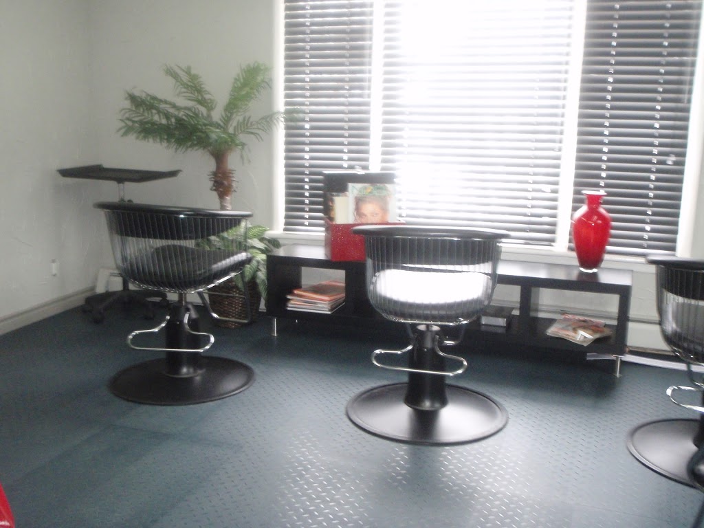 Innovations Hair Studio & Spa | 411 Donald B. Munro Dr, Carp, ON K0A 1L0, Canada | Phone: (613) 839-1642