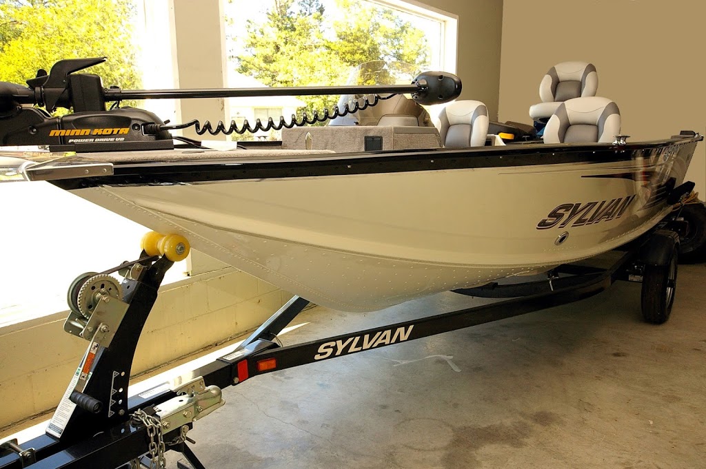 Loughborough Lake Marina | 2279 Loughborough View Rd, Battersea, ON K0H 1H0, Canada | Phone: (613) 353-6205