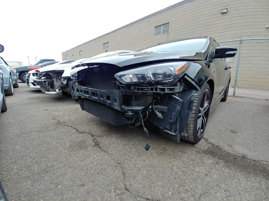 AJ Autobody | 70 Advance Blvd, Brampton, ON L6T 4J4, Canada | Phone: (416) 418-7161