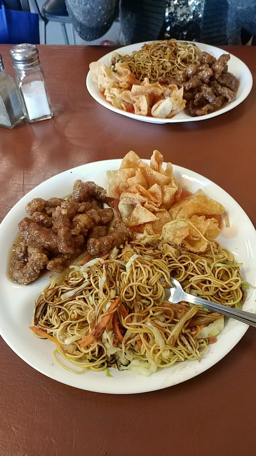 Lakeview Garden Restaurant | Saint Laurent, MB R0C 2S0, Canada | Phone: (204) 646-2233