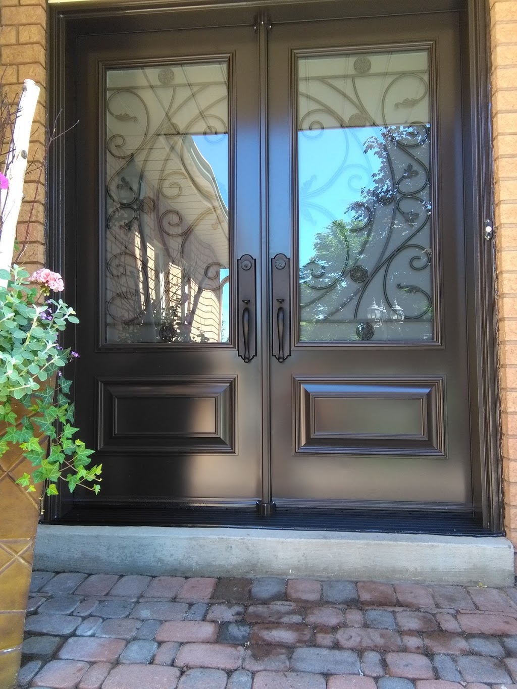 Innovative Home Improvements | 89 Livia Herman Way, Barrie, ON L4M 6X2, Canada | Phone: (705) 321-9488