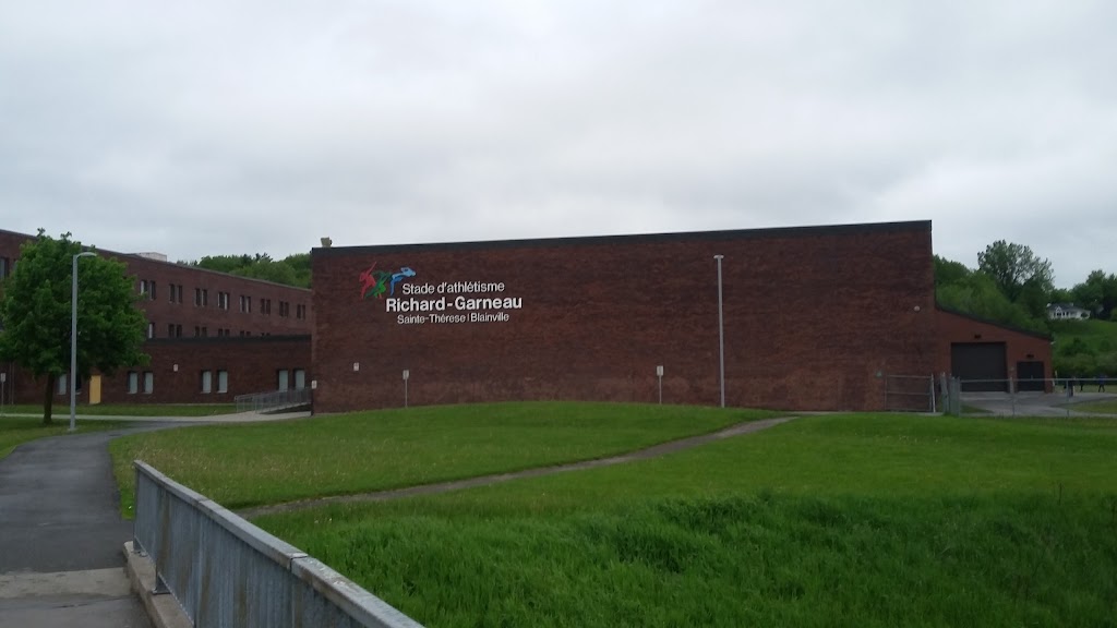 Stade dathlétisme Richard-Garneau | 401 Bd du Domaine, Sainte-Thérèse, QC J7E 4S4, Canada | Phone: (450) 434-1440