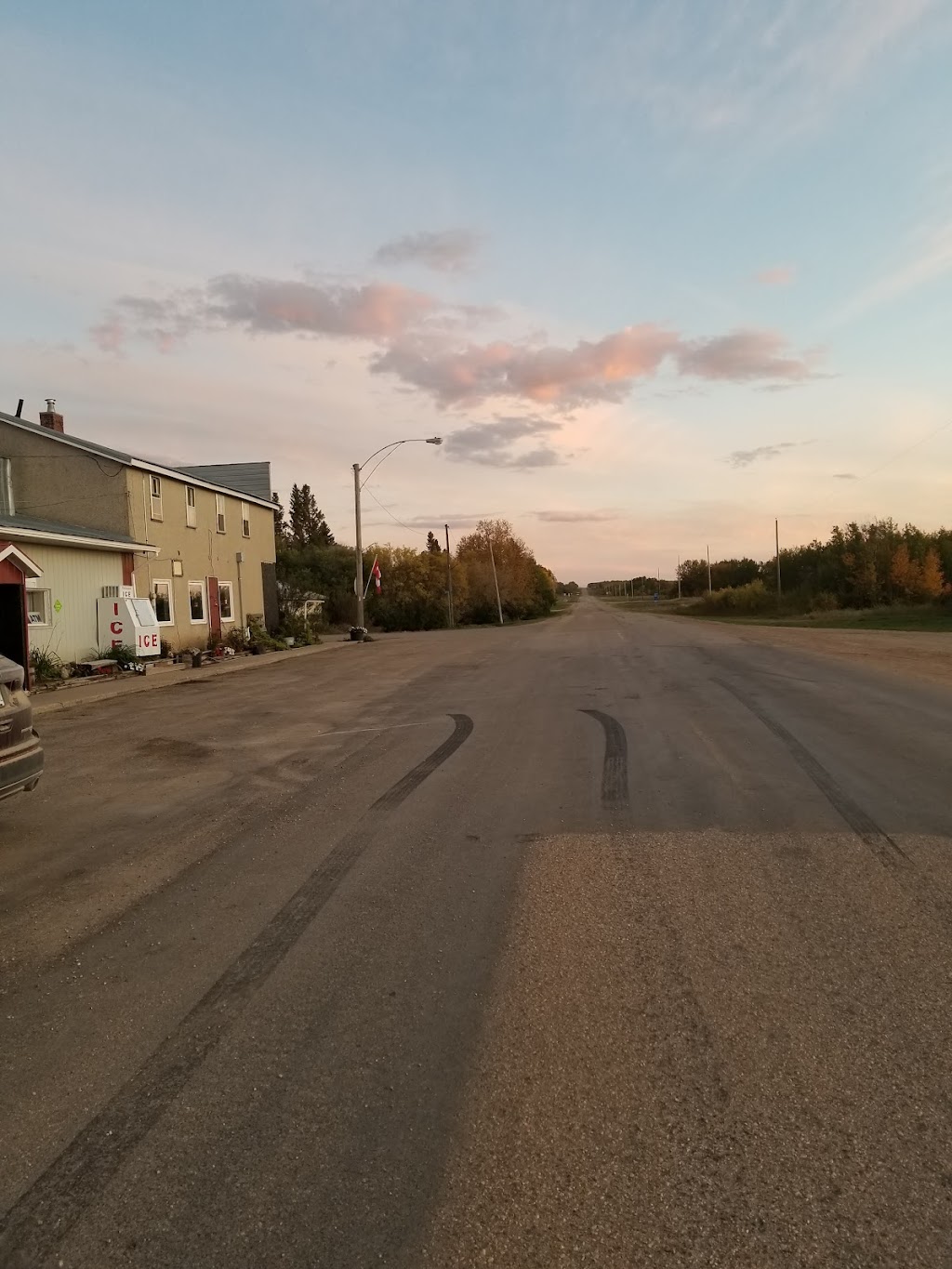 Crystal Springs Hotel | U.S. 20, Crystal Springs, SK S0K 1A0, Canada | Phone: (306) 749-2853