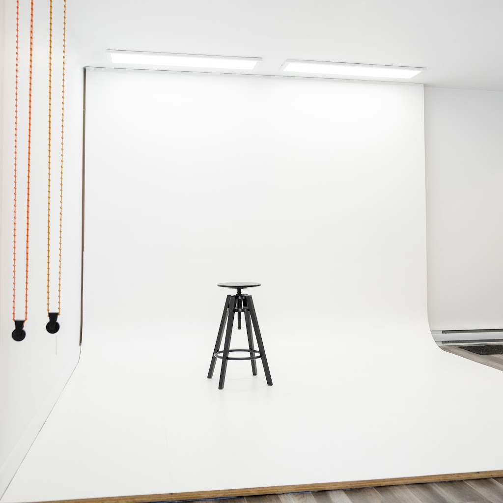 Votre Studio Créatif | 1015 Chemin Industriel, porte 115b, Québec, QC G7A 1B3, Canada | Phone: (581) 988-2615