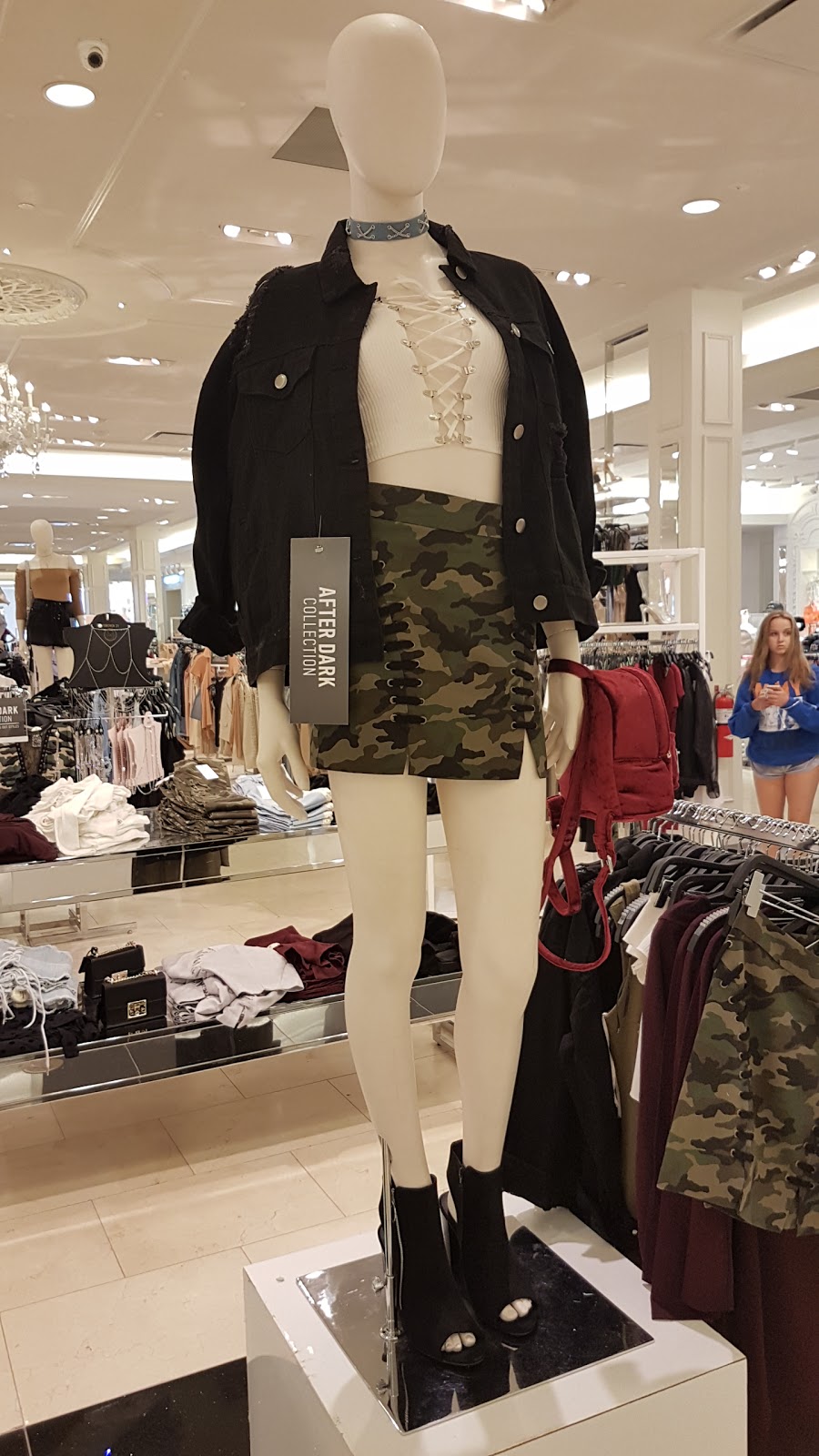 Forever 21 | 25 The West Mall Unit #1007, Etobicoke, ON M9C 1B8, Canada | Phone: (416) 695-8662