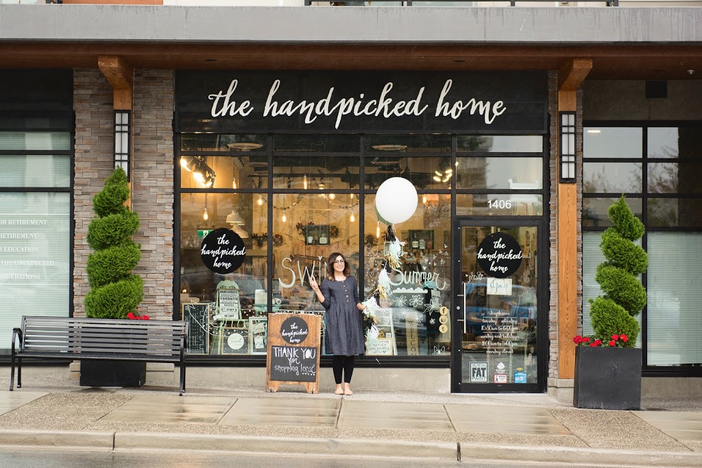 The Handpicked Home | 1406 Johnston Rd, White Rock, BC V4B 3Z5, Canada | Phone: (778) 291-4663