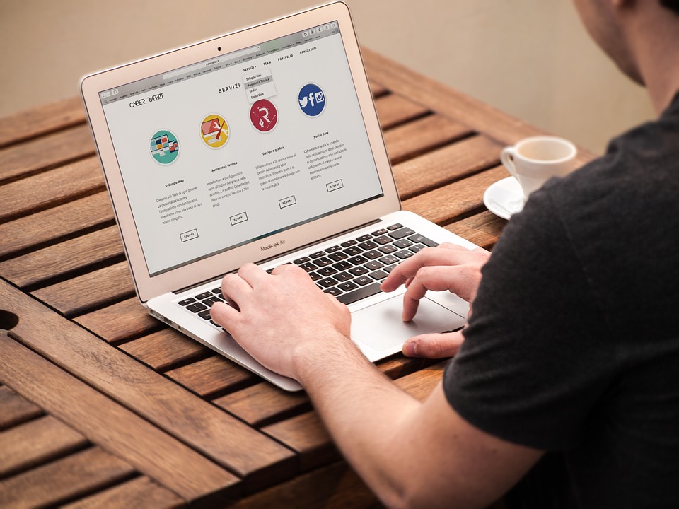 Evolution Digital Marketing | Webdesign & SEO | 730 St Annes Rd E, Winnipeg, MB R2N 0A2, Canada | Phone: (431) 588-3533