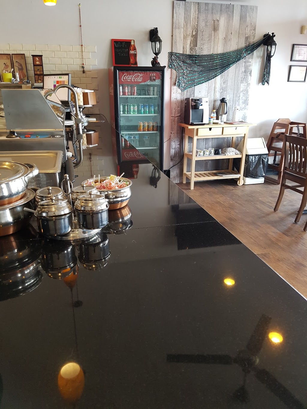 Spicy Kitchen & Pizzeria | 6048 ON-9 #17, Schomberg, ON L0G 1T0, Canada | Phone: (905) 939-7333