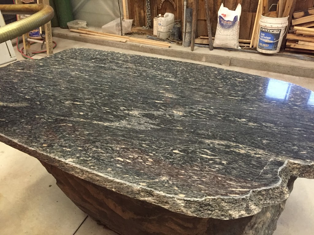 Midhurst Granite | 2276 Russell Rd, Midhurst, ON L9X 1R3, Canada | Phone: (705) 817-7522