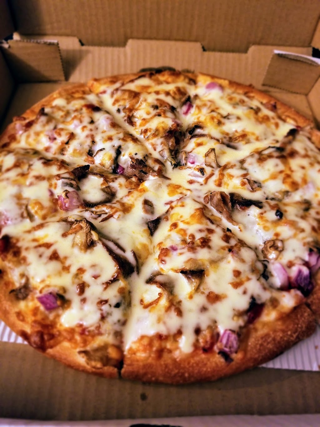 Pizza Lite | 288 Kinniburgh Blvd #101, Chestermere, AB T1X 0V8, Canada | Phone: (403) 292-0000