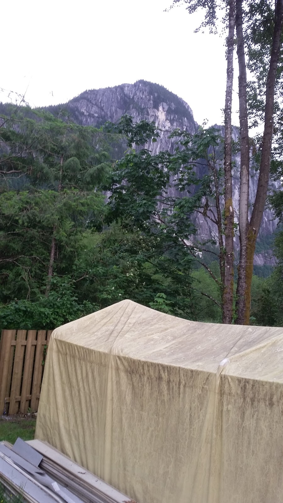 Squamish Rock Guides | 38180 Lombardy Crescent, Squamish, BC V8B 0X3, Canada | Phone: (604) 892-7816