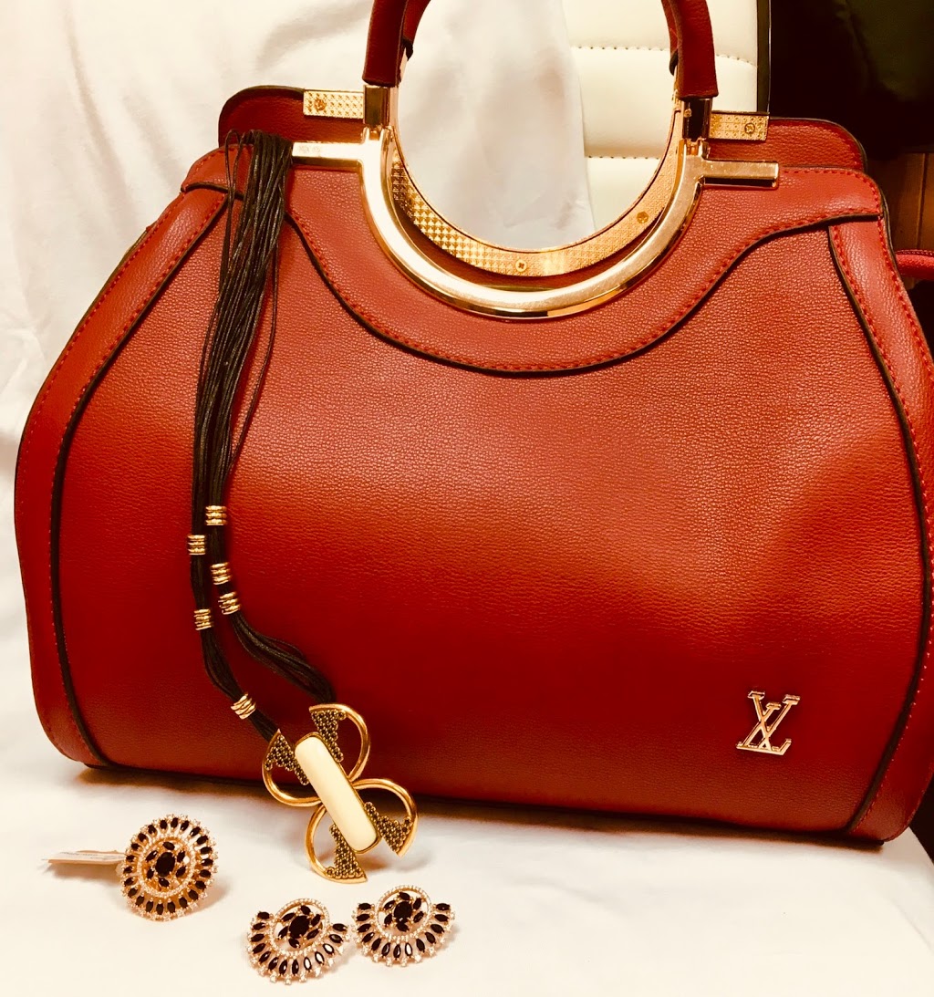 KIMO Fashion | 50 Rue Dufferin, Salaberry-de-Valleyfield, QC J6S 4W4, Canada | Phone: (450) 371-6999