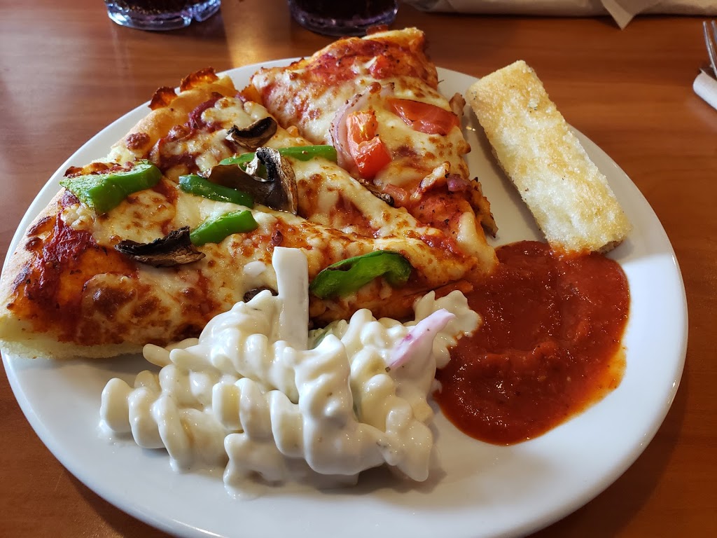 Pizza Hut | 1925 Portage Ave, Winnipeg, MB R3J 0J5, Canada | Phone: (204) 953-4154