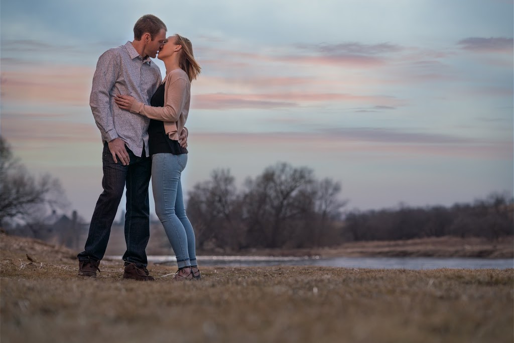 A Nash Photograph | 40 Gordon St, Cambridge, ON N1S 2G4, Canada | Phone: (226) 218-6870