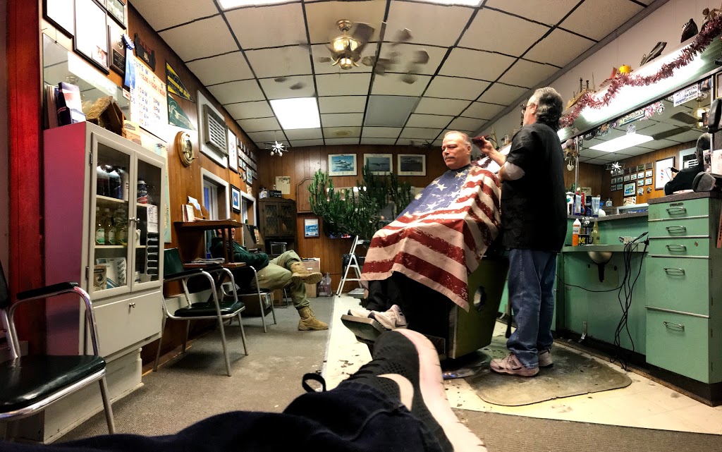 Reds Barber Shop | 51094 Washington St, New Baltimore, MI 48047, USA | Phone: (586) 725-7625