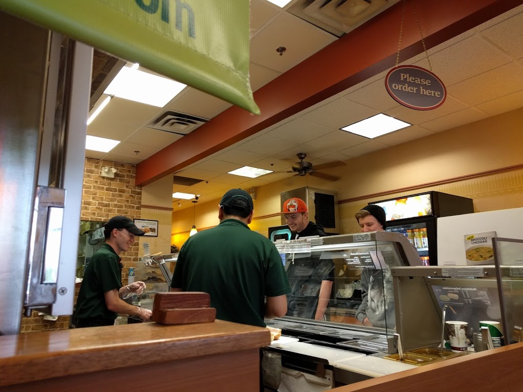Subway | Dalhousie Station, 711 5005 Dalhousie Dr NW, Calgary, AB T3A 5R8, Canada | Phone: (403) 288-3899