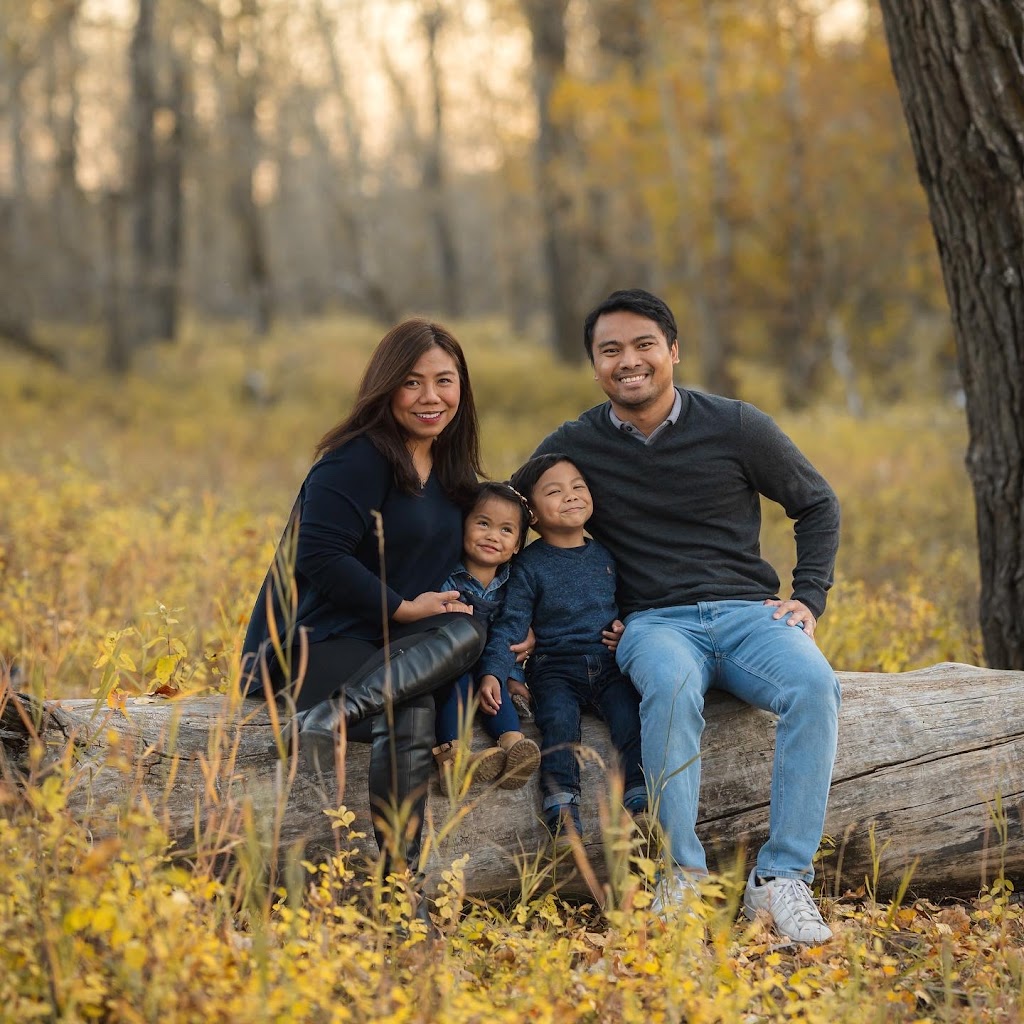 Francis Victorino Photography | 17 Hidden Valley Manor NW, Calgary, AB T3A 5V4, Canada | Phone: (403) 836-7017