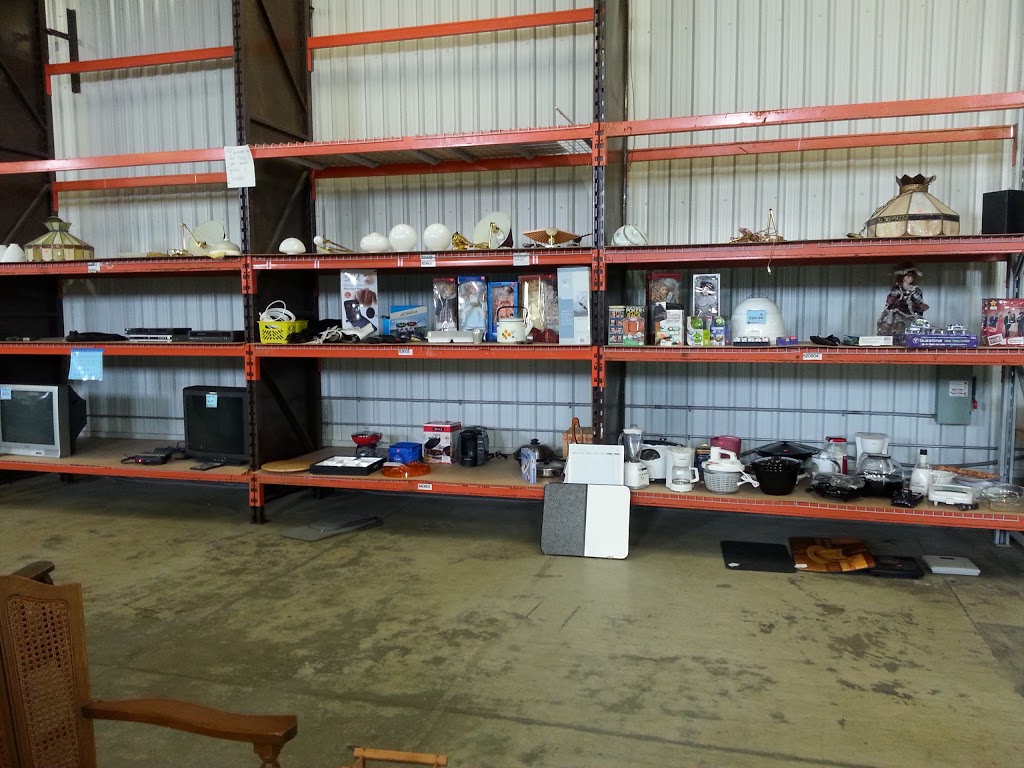 Parsons Used Furniture | 417 Parsons Ct, Goderich, ON N7A 4K3, Canada | Phone: (519) 612-1387
