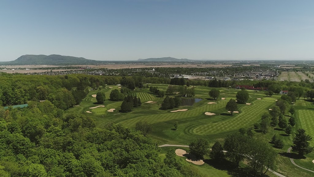 Mount Bruno Country Club | 665 CH Des Vingt, St-Bruno-de-Montarville, QC J3V 4P6, Canada | Phone: (514) 861-6053