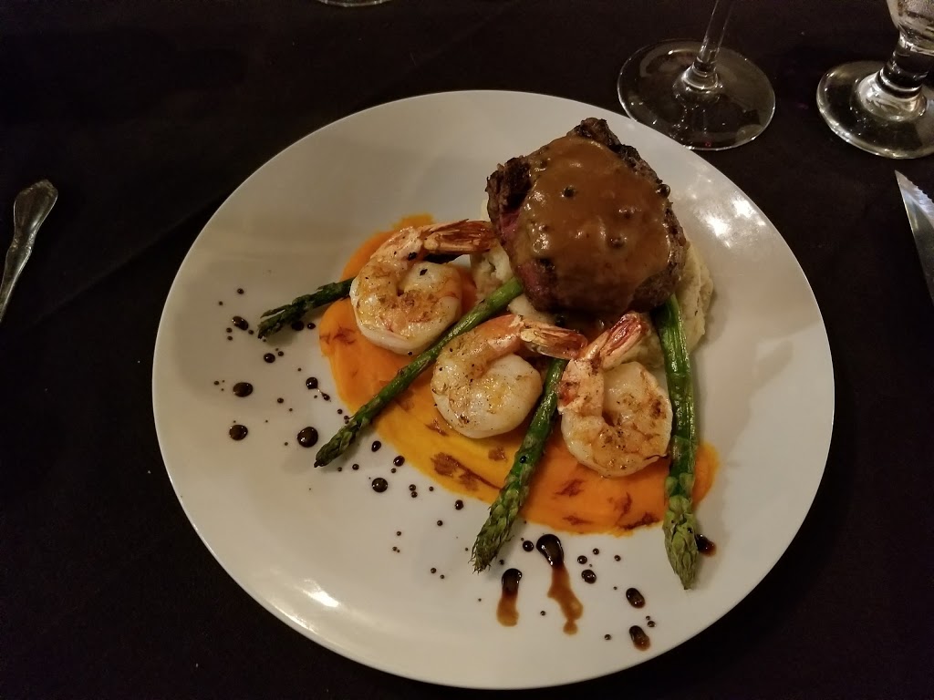 Ze Kitchen Restaurant | 2607 Old Montreal Rd, Cumberland, ON K4C 1A2, Canada | Phone: (613) 833-3000