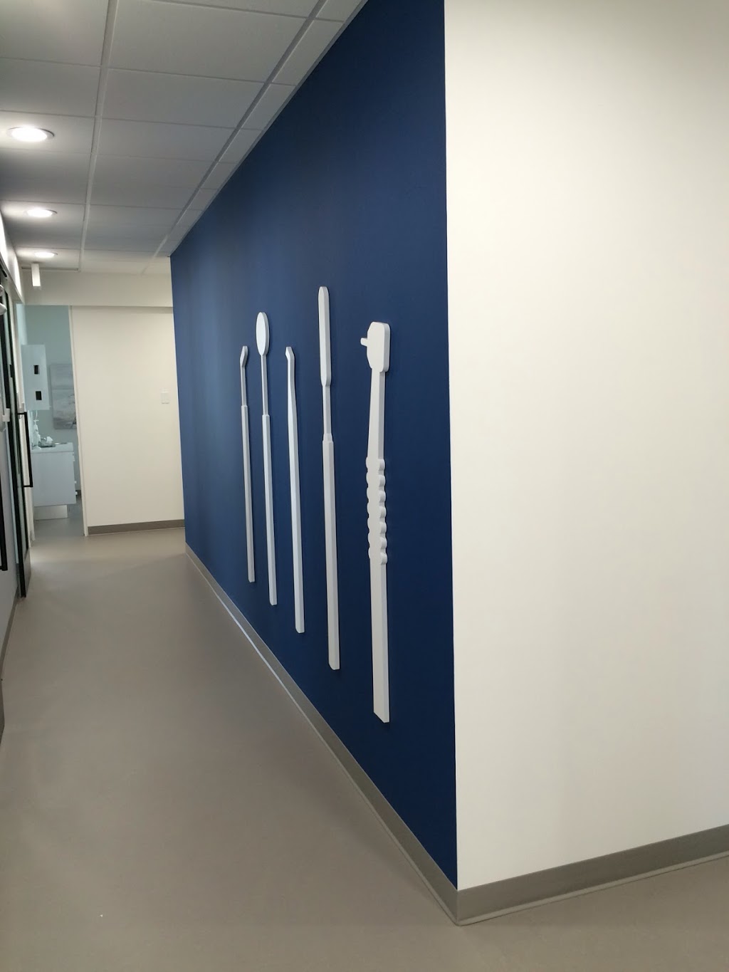 Chez le dentiste centre dentaire sherbrooke | 1000 Boulevard Lionel-Groulx #201, Sherbrooke, QC J1L 0H5, Canada | Phone: (819) 560-1000