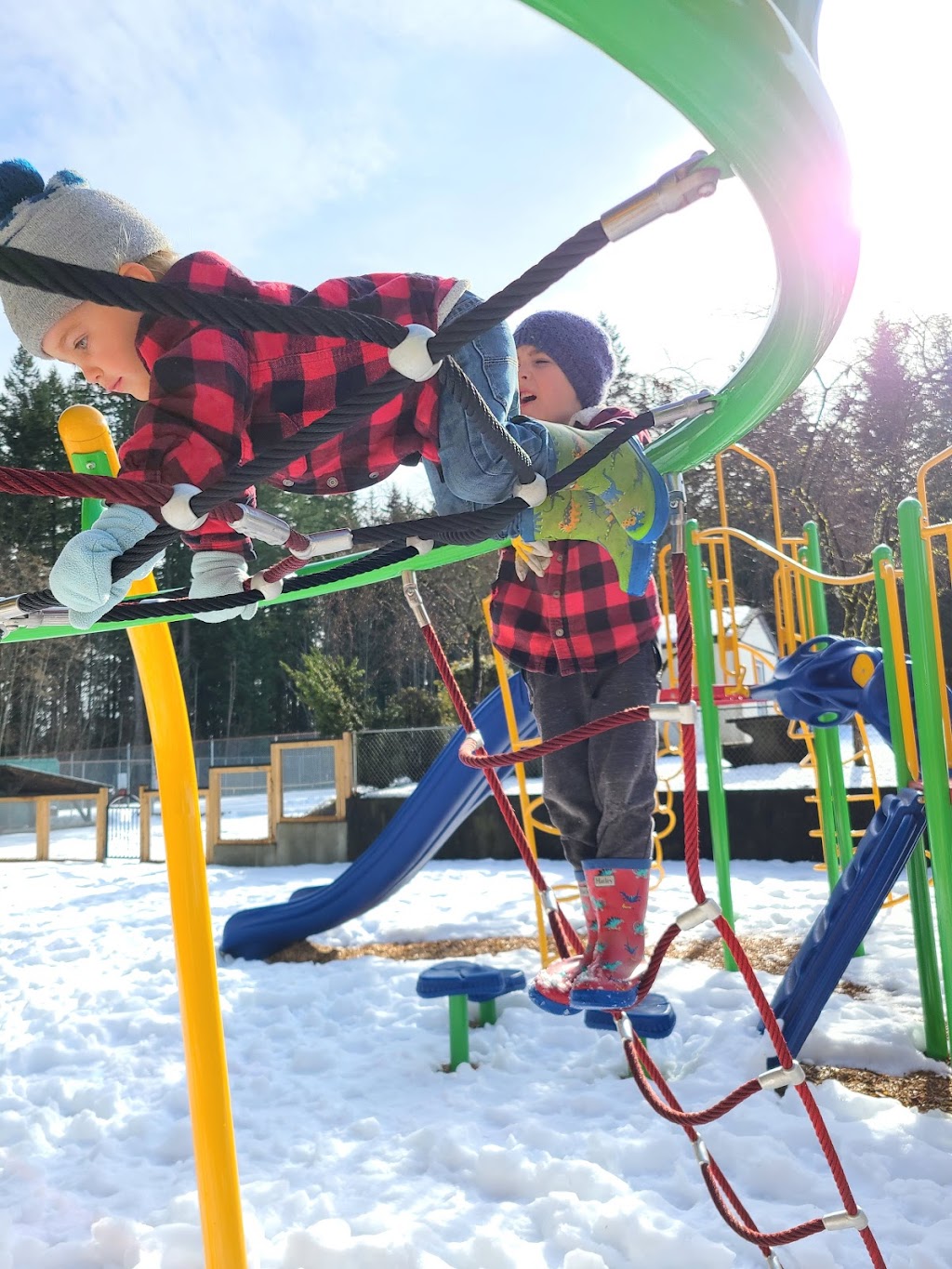 Black Creek Community Assn | 2001 Black Creek Rd, Black Creek, BC V9J 1G5, Canada | Phone: (250) 337-5190