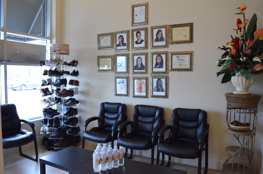 MEDIC8 CLINIC | 10785 Leslie St Unit #303, Richmond Hill, ON L4S 0B2, Canada | Phone: (905) 918-8888