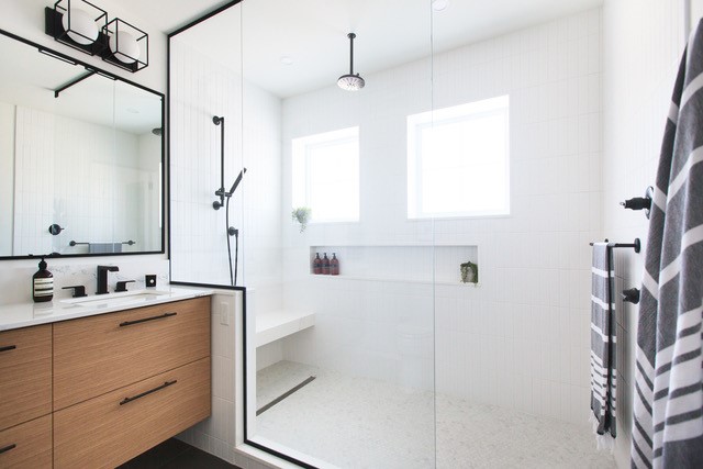Eagleview Construction | 500 Bingemans Centre Dr #4, Kitchener, ON N2B 3X9, Canada | Phone: (226) 646-3390