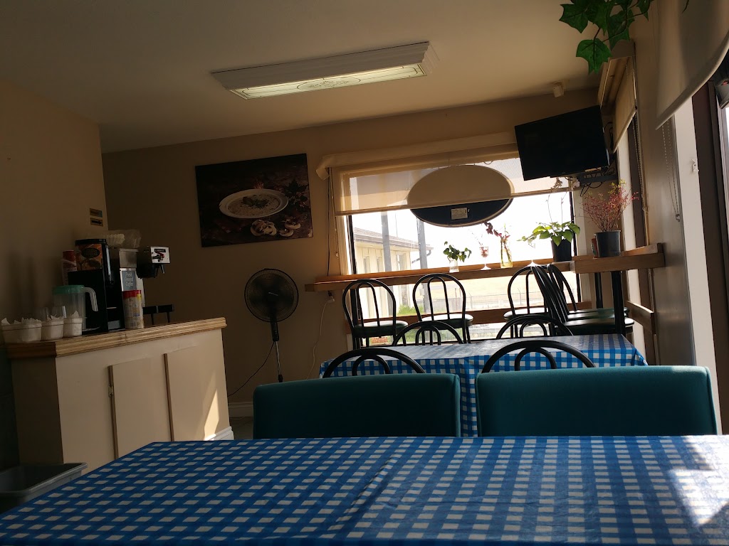 Hills of Home Cafe and BnB | 111 1 Ave S, Coutts, AB T0K 0N0, Canada | Phone: (587) 762-0188