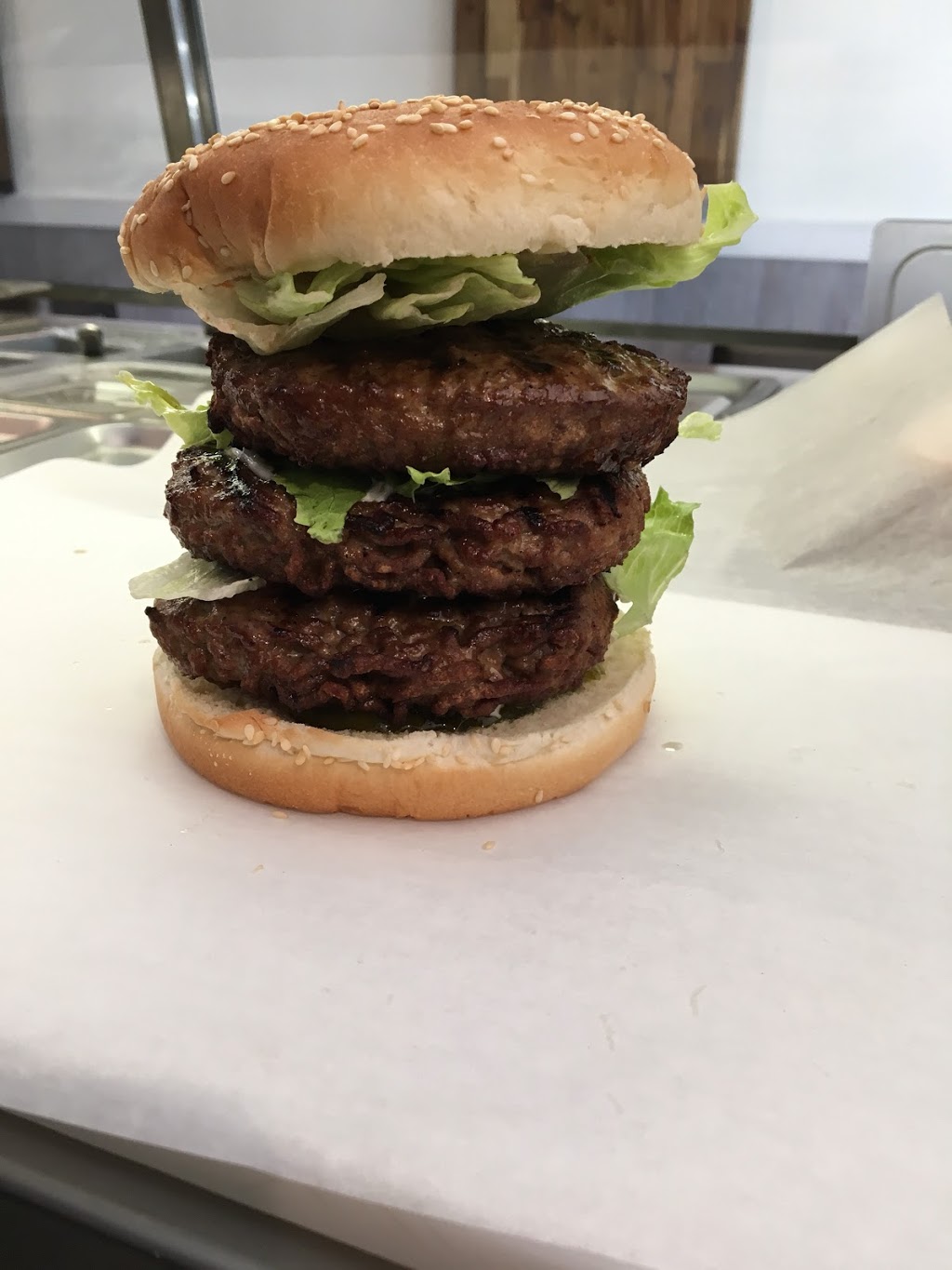 QQ Cafe | 883 Mulock Dr, Newmarket, ON L3Y 8S3, Canada | Phone: (905) 235-6267