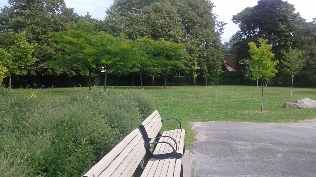 Dulwich Park | Avenue de Dulwich, Saint-Lambert, QC J4P 1E2, Canada | Phone: (450) 466-3890