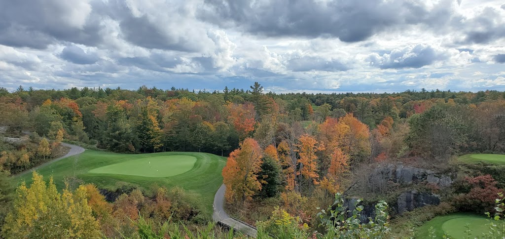 Cliffside at Muskoka Bay Resort | N, 1217 N Muldrew Lake Rd RR 2, Gravenhurst, ON P1P 1R2, Canada | Phone: (705) 687-4900 ext. 502