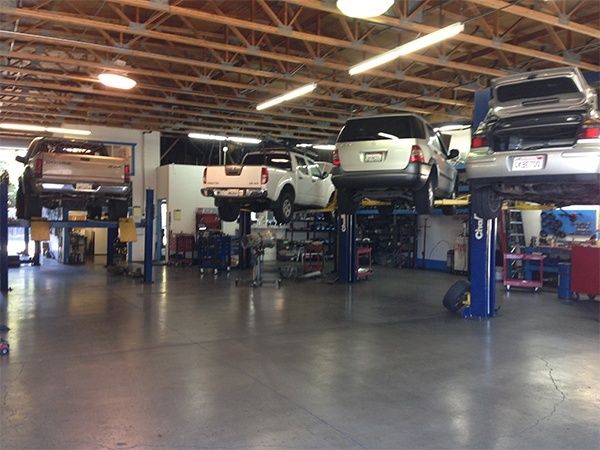 Power Tune & Brakes Shop - Auto Repair, Oil Change Shop and Gara | 236 MacKay Rd, North Vancouver, BC V7P 3H4, Canada | Phone: (604) 986-6777