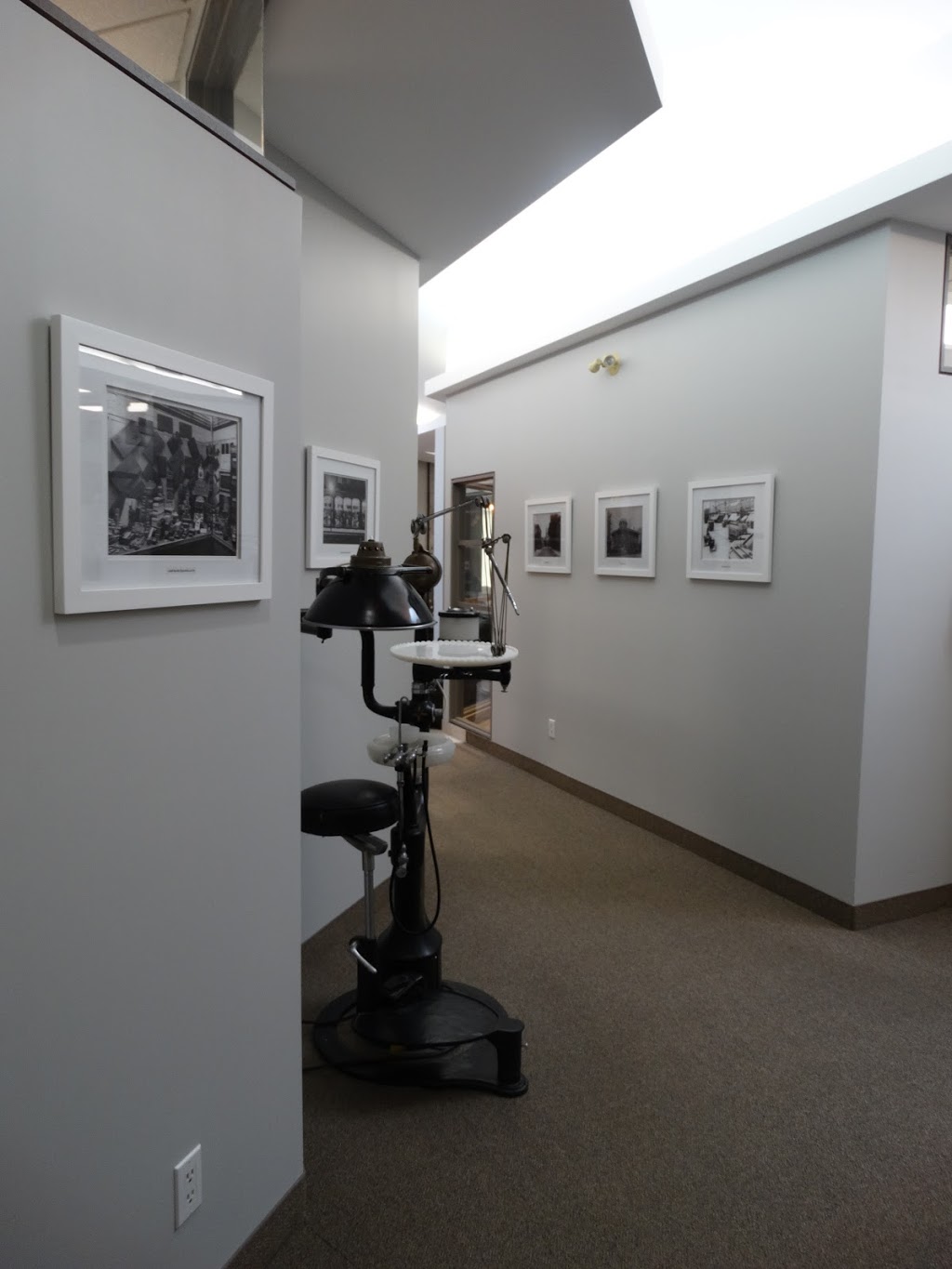 Uptown Guelph Dental | 27 Woodlawn Rd W #4, Guelph, ON N1H 1G8, Canada | Phone: (519) 821-1909