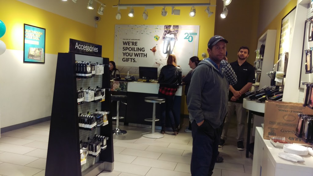 Fido | 7488 King George Blvd Unit 505, Surrey, BC V3W 0H9, Canada | Phone: (604) 593-5130