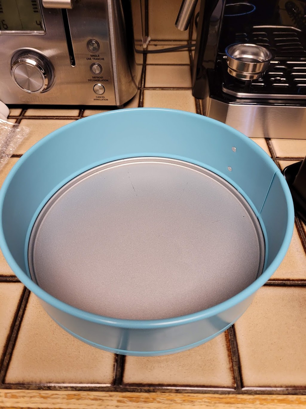 Angela Campbell -Pampered Chef Consultant | 63 Nurgitz Bay, Winnipeg, MB R2V 4M8, Canada | Phone: (204) 794-7042