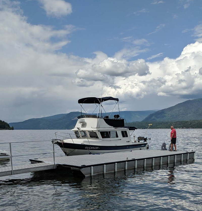 Eagle Bay Docks | 3380 Eagle Bay Rd, Blind Bay, BC V0E 1H1, Canada | Phone: (250) 242-7098