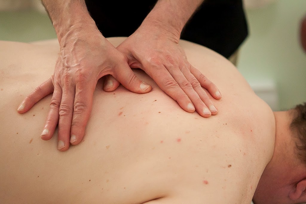 Louis-Michel Martel massothérapeute agréé | 8545 Rue Centrale, Mirabel, QC J7N 1Y6, Canada | Phone: (438) 862-0593
