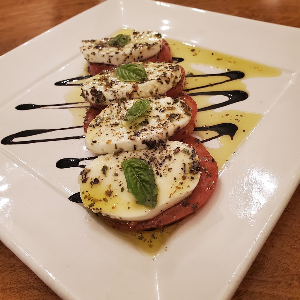 Donattela Bar & Grill | 83 Bolton St, Bobcaygeon, ON K0M 1A0, Canada | Phone: (705) 738-4303