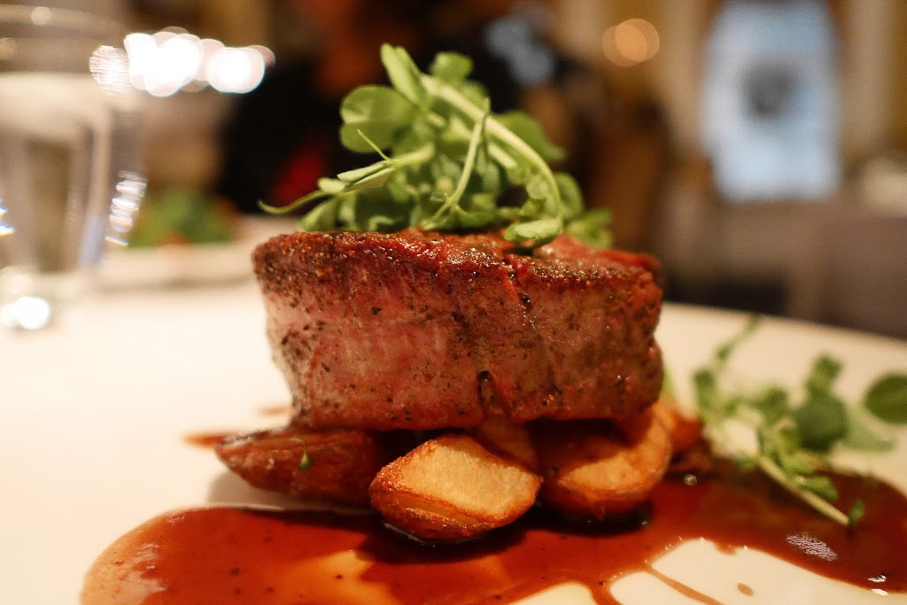 Barber House Restaurant | 5155 Mississauga Rd, Mississauga, ON L5M 2L9, Canada | Phone: (905) 858-7570