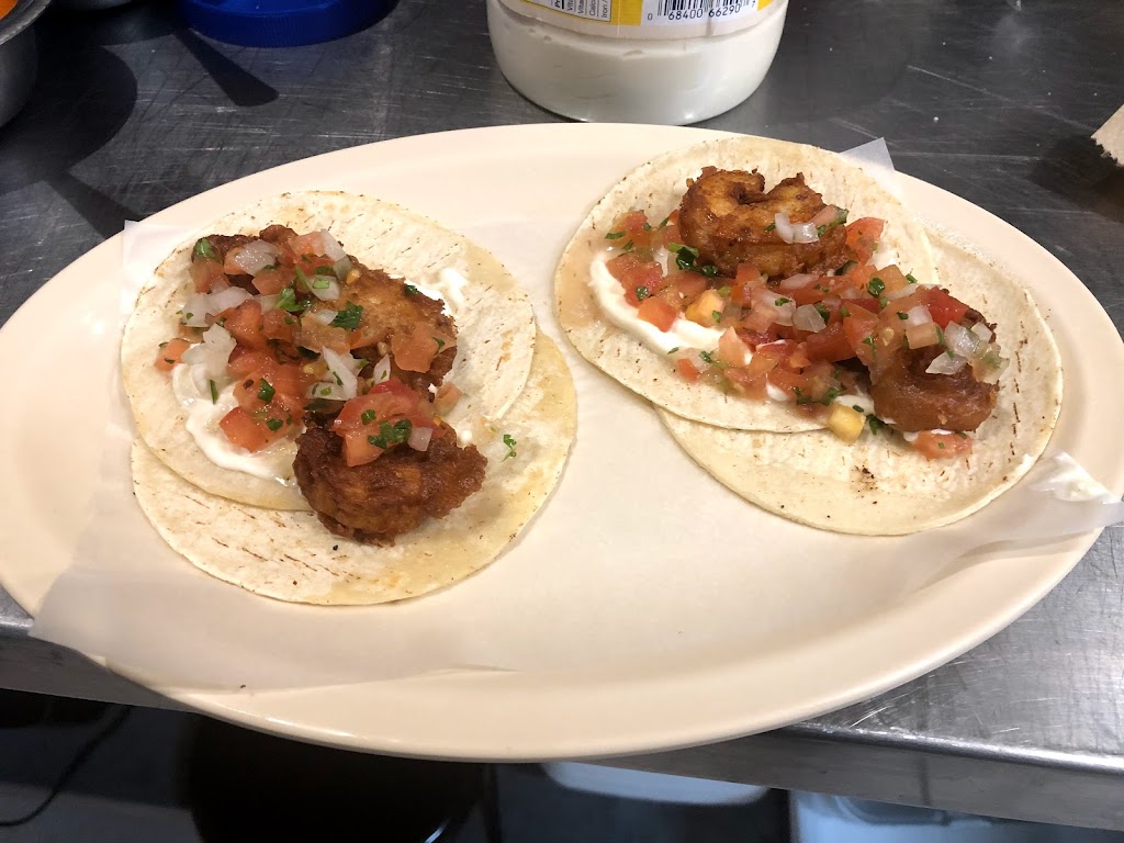 Aztec tacos | 77 Montréal Rd, Vanier, ON K1L 6E8, Canada | Phone: (613) 741-9998