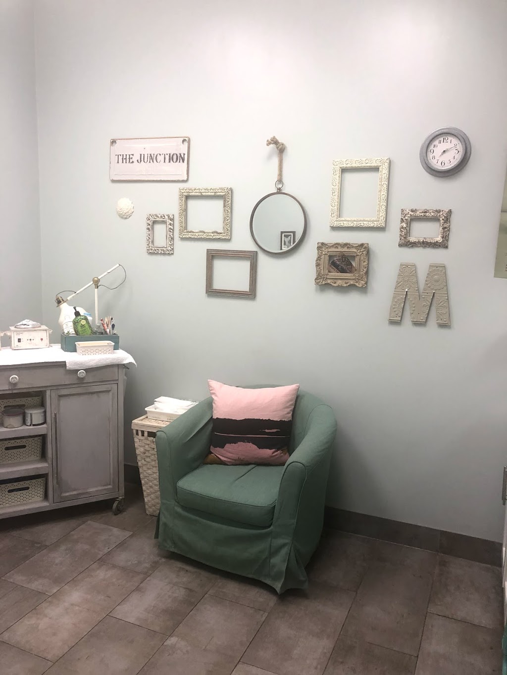 MerMade Beauty Shop | 110 Ansley Grove Rd, Woodbridge, ON L4L 3R1, Canada | Phone: (416) 895-5645