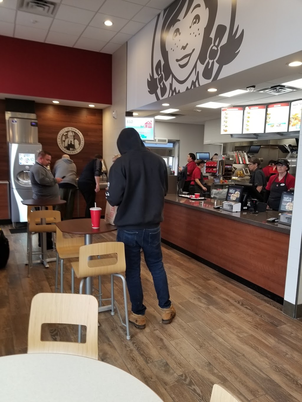 Wendys | 207 Main St N, Exeter, ON N0M 1S3, Canada | Phone: (519) 235-1445