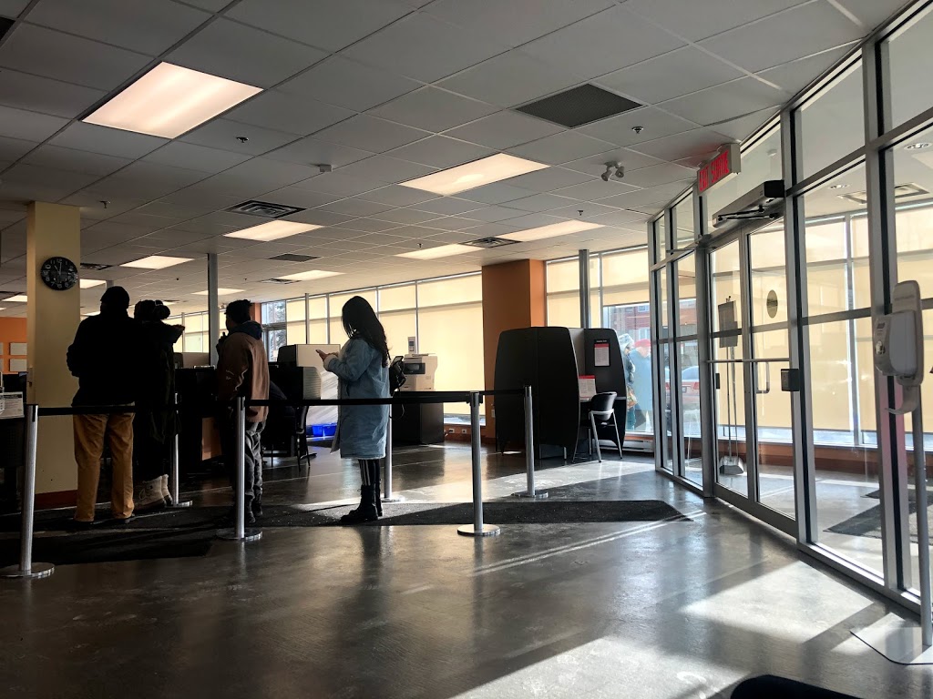 Service Canada Centre | 2291 Kipling Ave, Etobicoke, ON M9W 4L6, Canada | Phone: (800) 622-6232