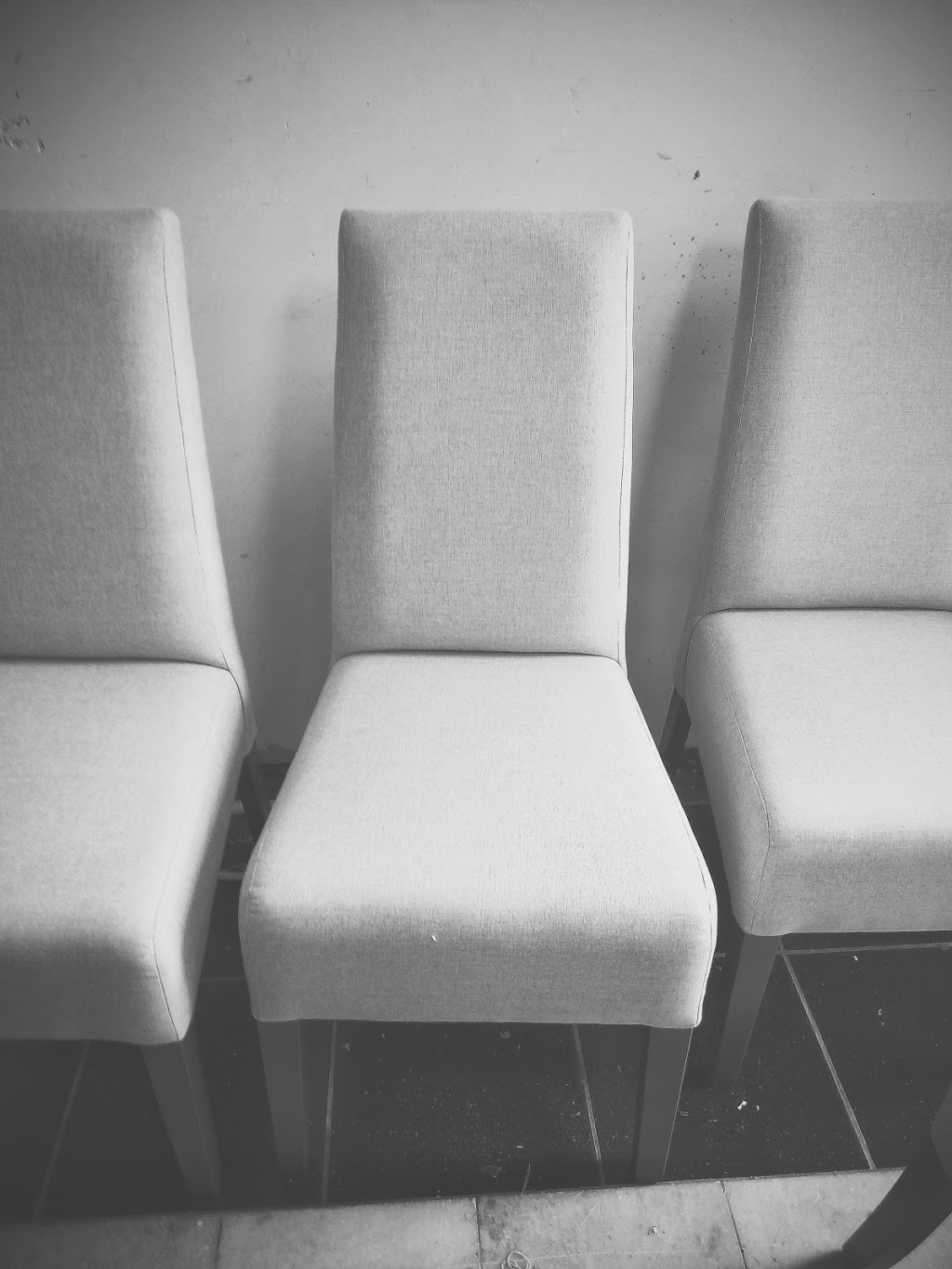 Cache Upholstery | 135 Oakdale Rd, North York, ON M3N 1W2, Canada | Phone: (416) 451-9596