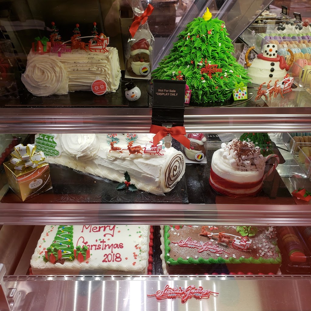 Loblaws | 3501 Yonge St, North York, ON M4N 2N5, Canada | Phone: (416) 481-7753