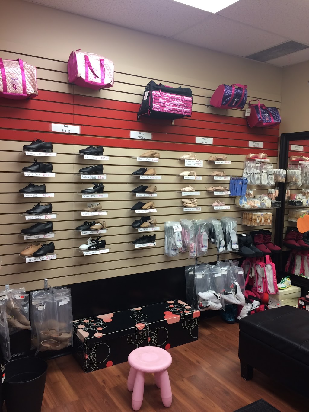 InStep Activewear | 2025 William OConnell Blvd, Burlington, ON L7M 4E4, Canada | Phone: (905) 336-2866